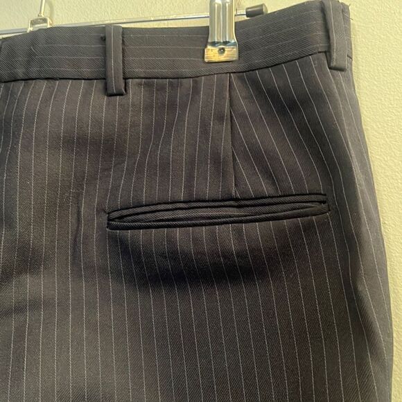 Women's Black Pinstriped Flat Front Staright Leg Trouser Dress Pants Size Large - Picture 5 of 6
